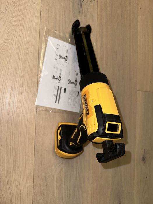 Pistolet do silikonu elektryczny NEW
