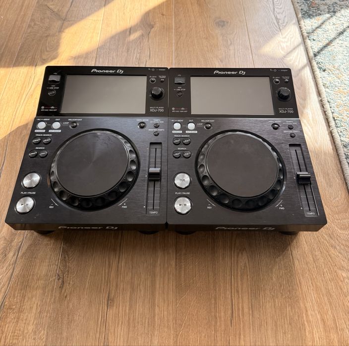 Pioneer XDJ 700