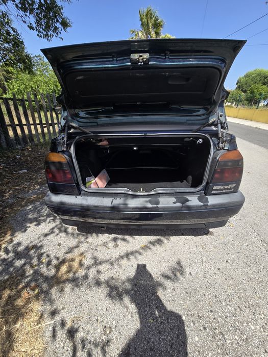 Volkswagen Golf Cabrio 1.8
