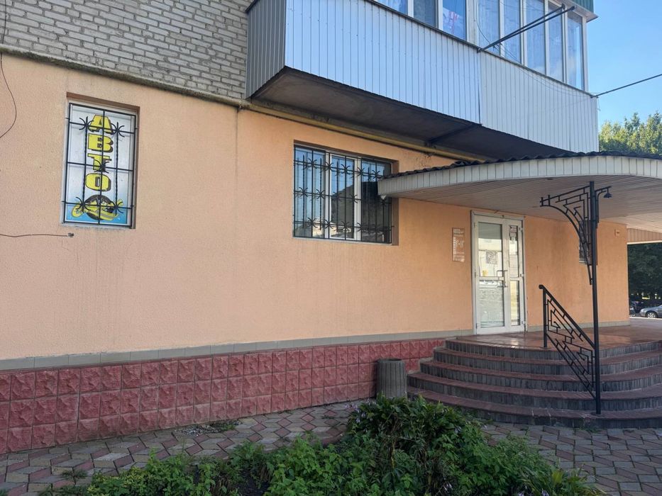 Продаж комерційного приміщення 125м