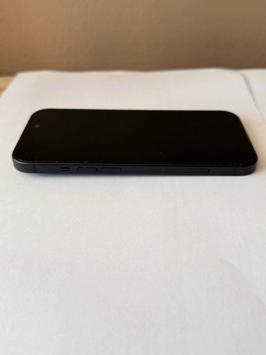 Iphone 15 128GB 5G 6.1'' Czarny [BATERIA 84%]