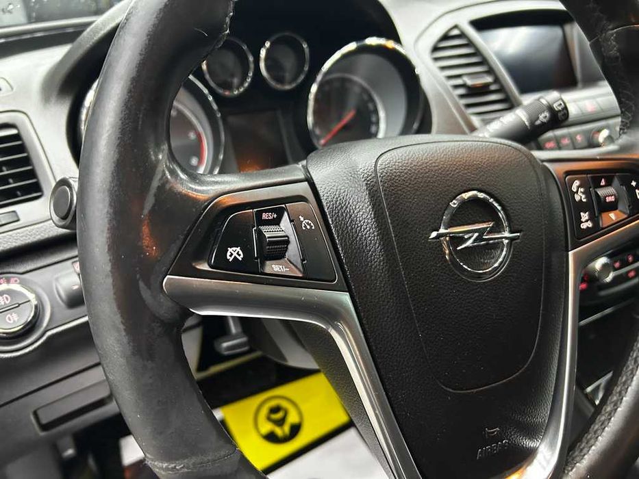 Opel Insignia 2012