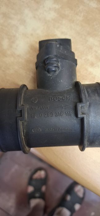 Датчик масового расхода воздуха 1.4 Опель.