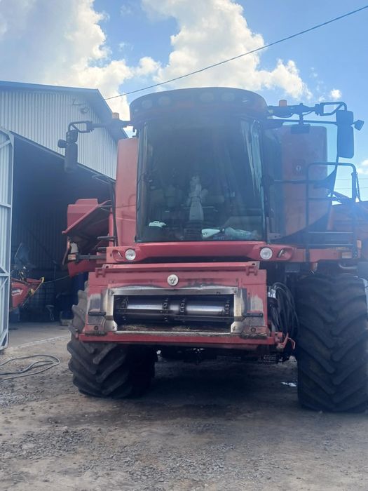 Комбайн Case 9010
