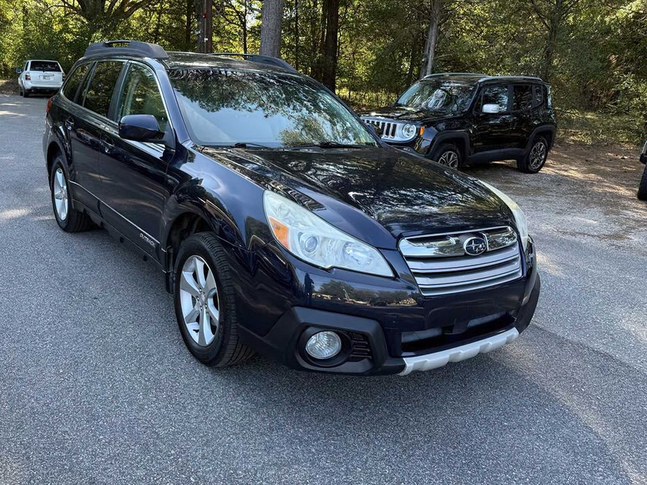 Subaru Outback 2.5i Limited      2013
