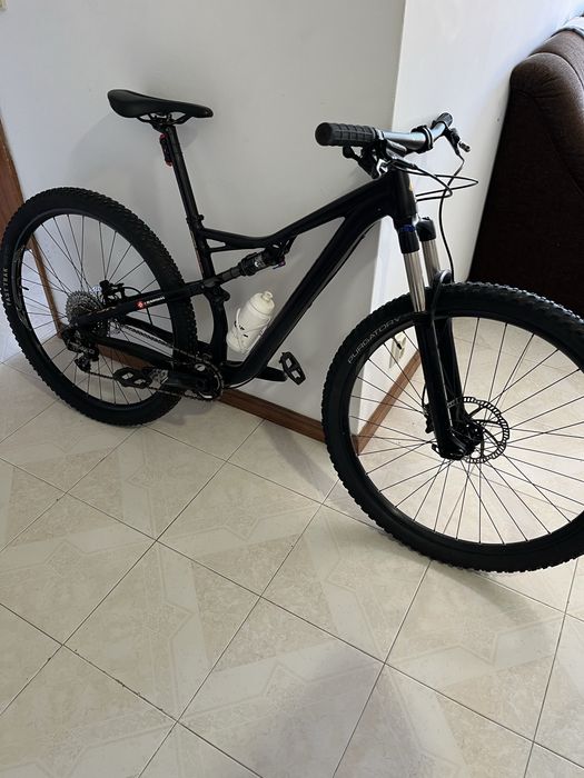 Bicicleta mtb specialized