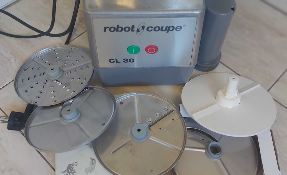 Овочерізка Robot-Coupe CL 30A (з дисками) овощерезка