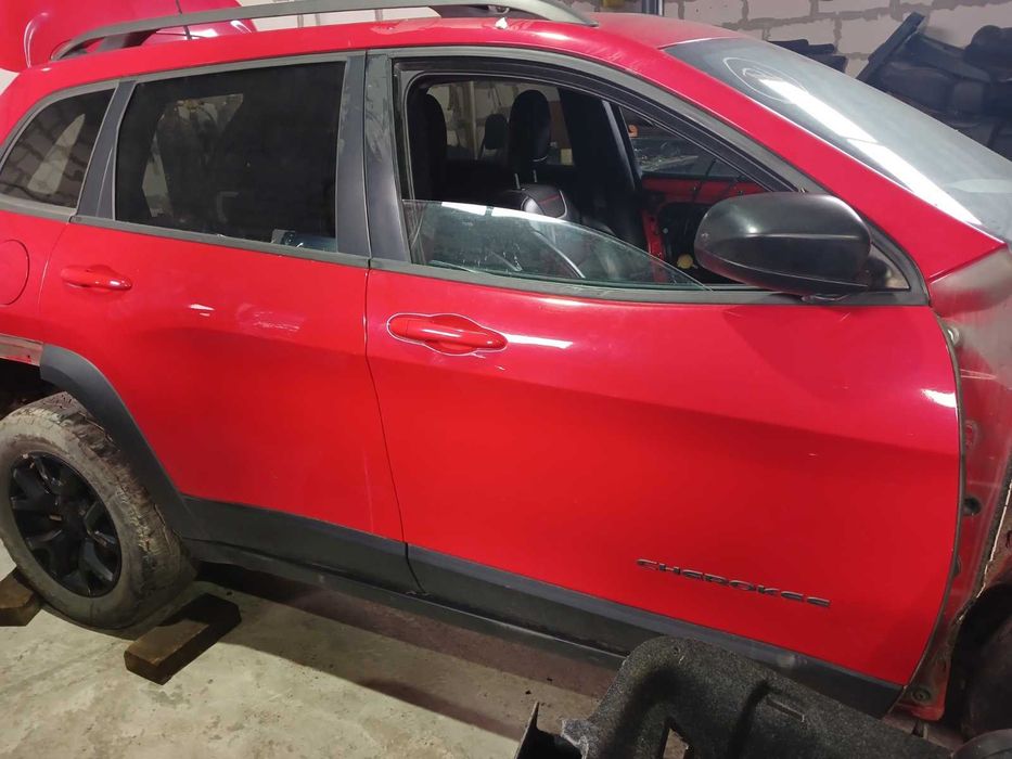 Разборка Джип Чероки Кл Jeep Cherokee kl Двері PRC Права сторона Дверь