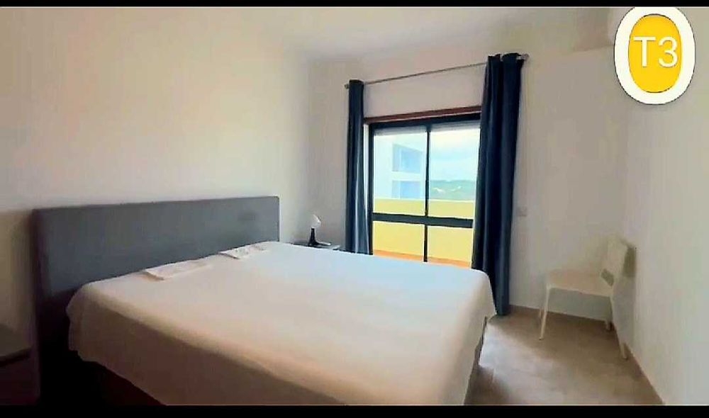 RENDA ANUAL: Elegante T3 com 5 Varandas | Quinta do Rodrigo, Portimão