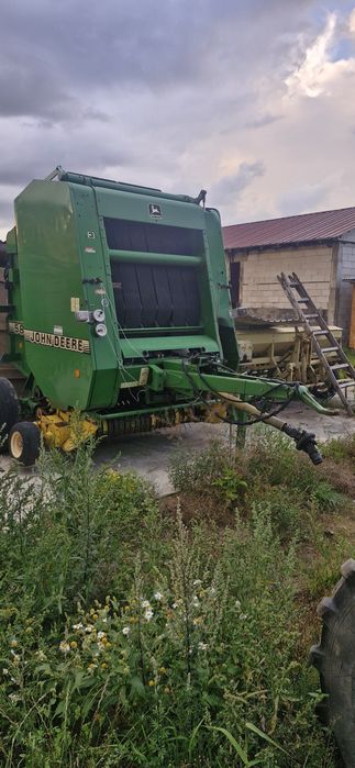 Prasa John Deere 580