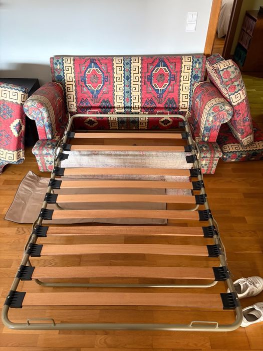 Sofa com cama incluida