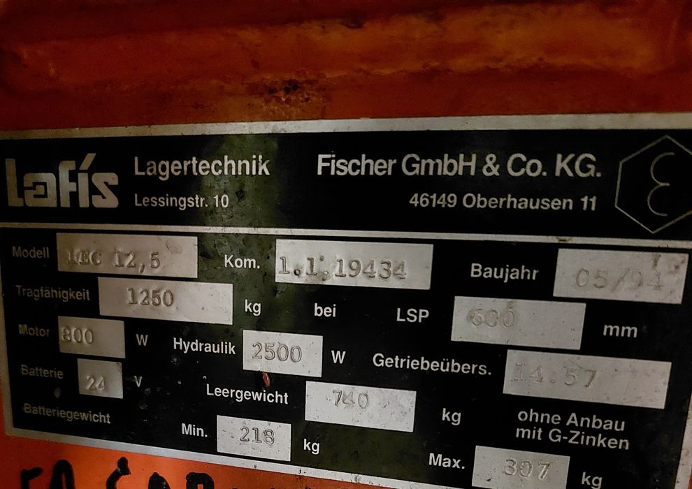 Motor roda tracção stacker