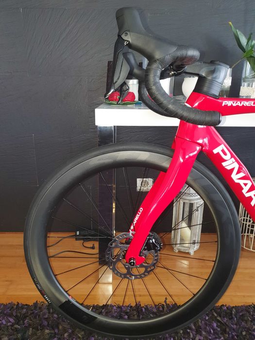 Pinarello F Disco (Di2 - 24v) - NOVA