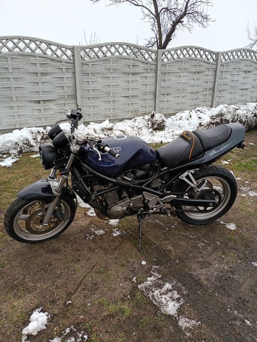 Sprzedam motocykl Suzuki Bandit 400 w całości lub części