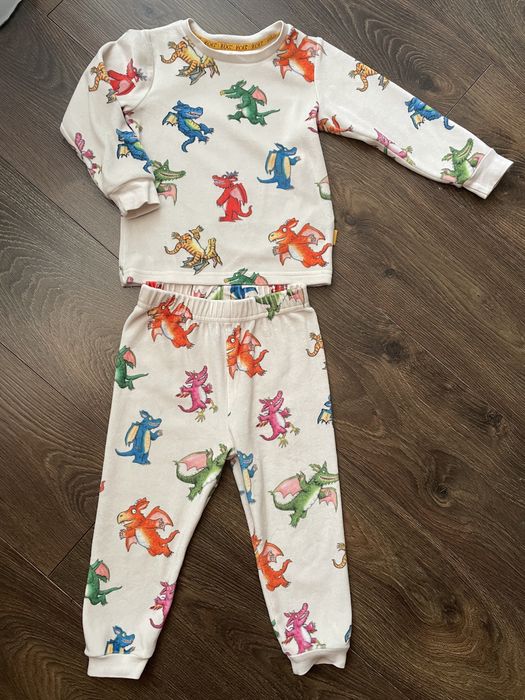 Велюровый костюм 2/3 годика MARKS & SPENCER