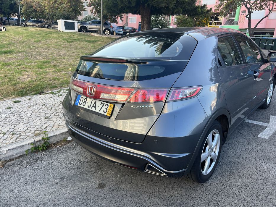 Honda Civic 5D 1,4