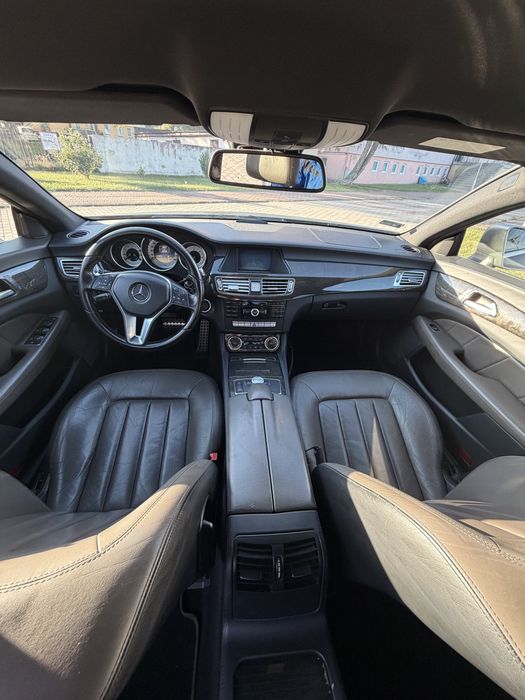 Mercedes cls  2011r ZAMIANA / Bus