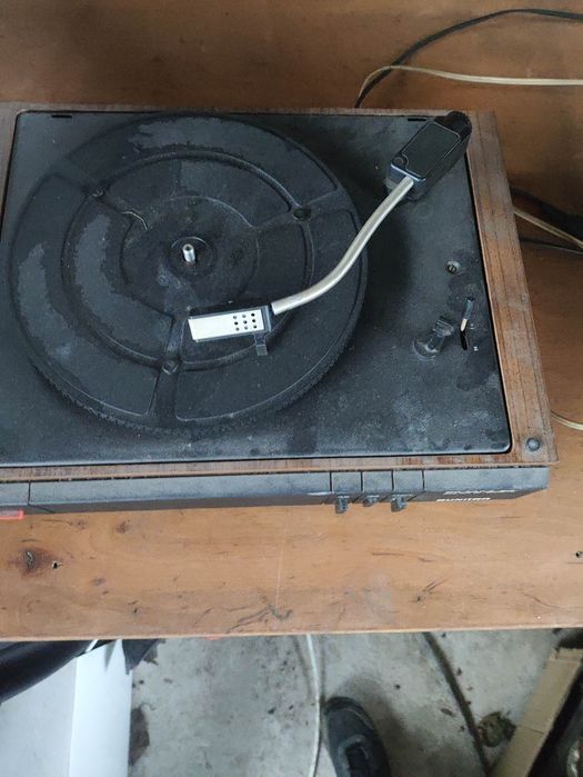 Gramofon UNITRA Emanuel G-902