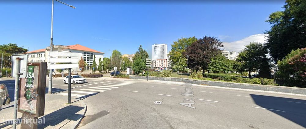 Oportunidade Única – Espaço Comercial em Vila Nova de Gaia Abaixo do V