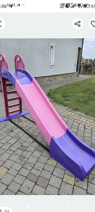 Гірка дитяча для дівчинки