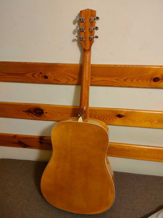 Gitara akustyczna 4/4