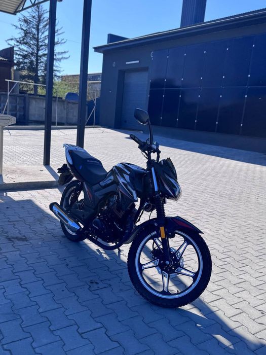 На документах переоформленя на місці ціна договірна