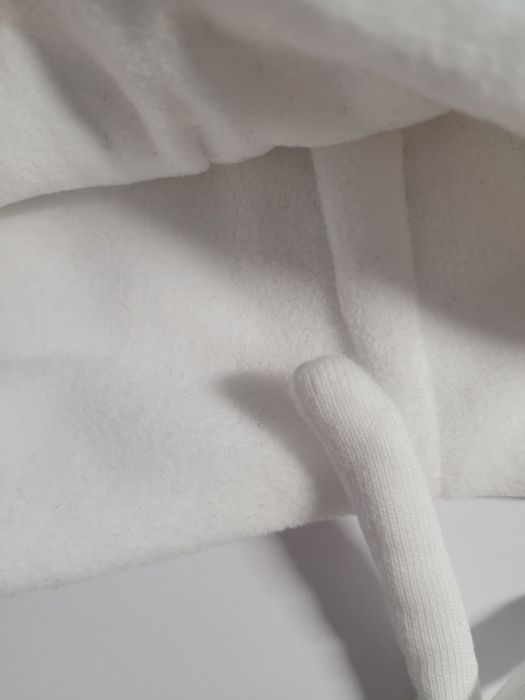 Дитяча демісезонна зимова шапка на завязках з балабоном на 44-50 см