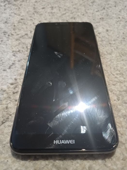 Telefon Huawei Y6 2018 Jak nowy, Folia