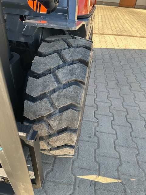 Opony poszerzane do wózków widłowych, pół-bliźniak – kpl felga + opona