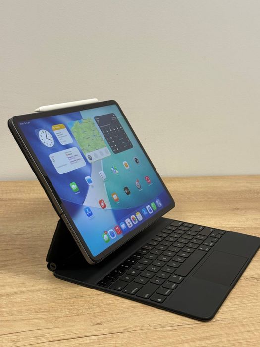 iPad Pro 12.9 128GB z magic keyboard i apple pencil  stan idealny