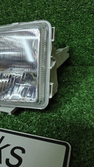 Otica Farol Frente Esquerdo Renault 19 1988 a 1992 Ref. 551-1106L-LD-E DEPO - NOVO