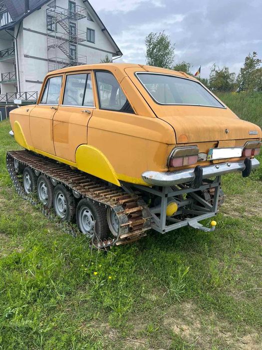 Саморобний гусеничний автомобіль
