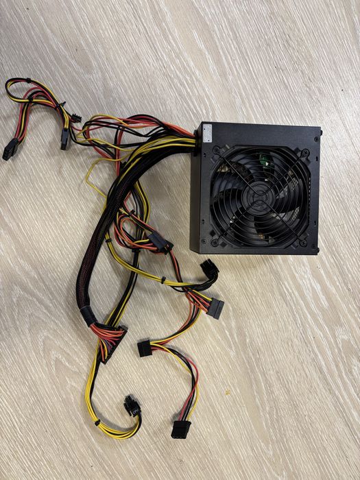 Блок живлення Vinga 400W (VPS-400APFC)