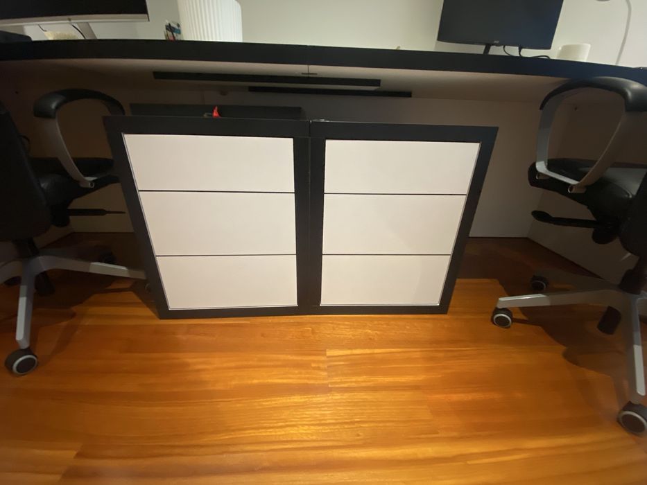 Móveis de escritório