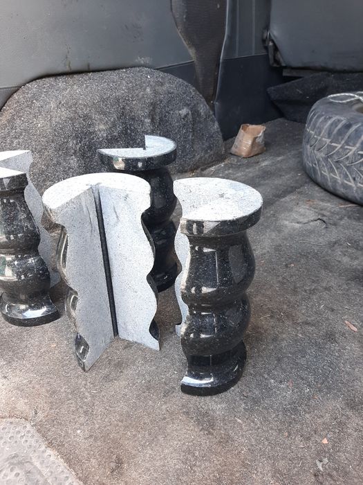 Вази гранітні кути лампадкі балясіни шари від виробника з камня