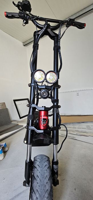 Trotinete  kaabo