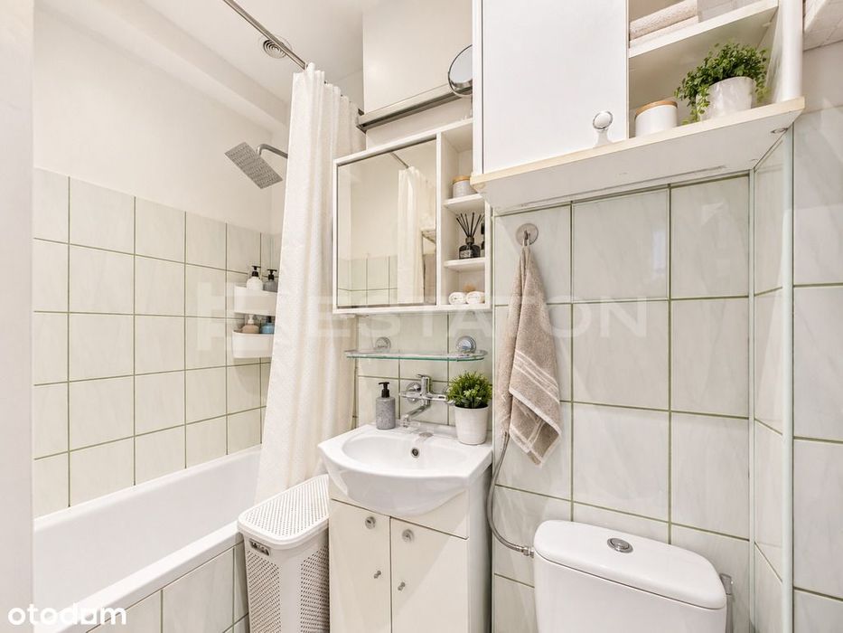 Cegła | Antresola | Balkon | Wysoki sufit