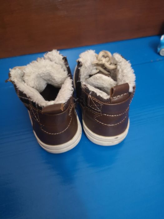 Botas de menino quentinhas