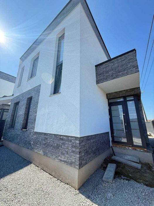 Продаж котеджів у Бірках