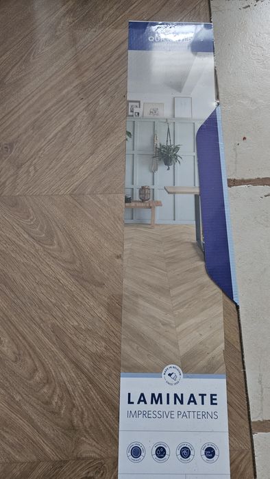 Panele podłogowe Quick Step IPA4161 Dąb Chevron Naturalny