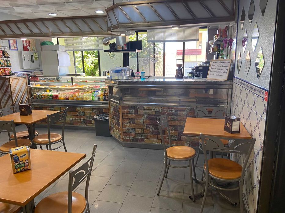 Café que pode transformar em loja