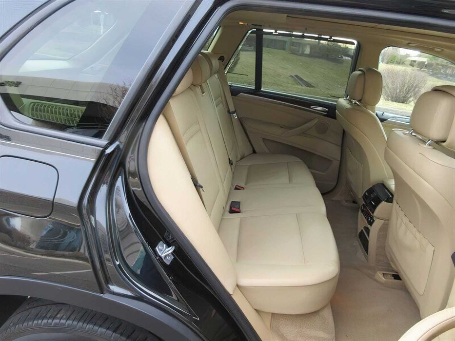 BMW X5 xDrive35d      2012