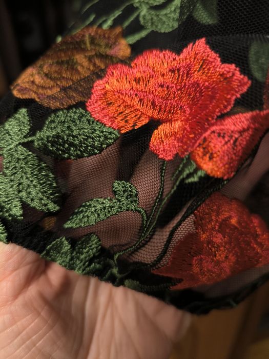 Śliczna elegancka sukienka La Blanche, ozdobne rękawy, XL