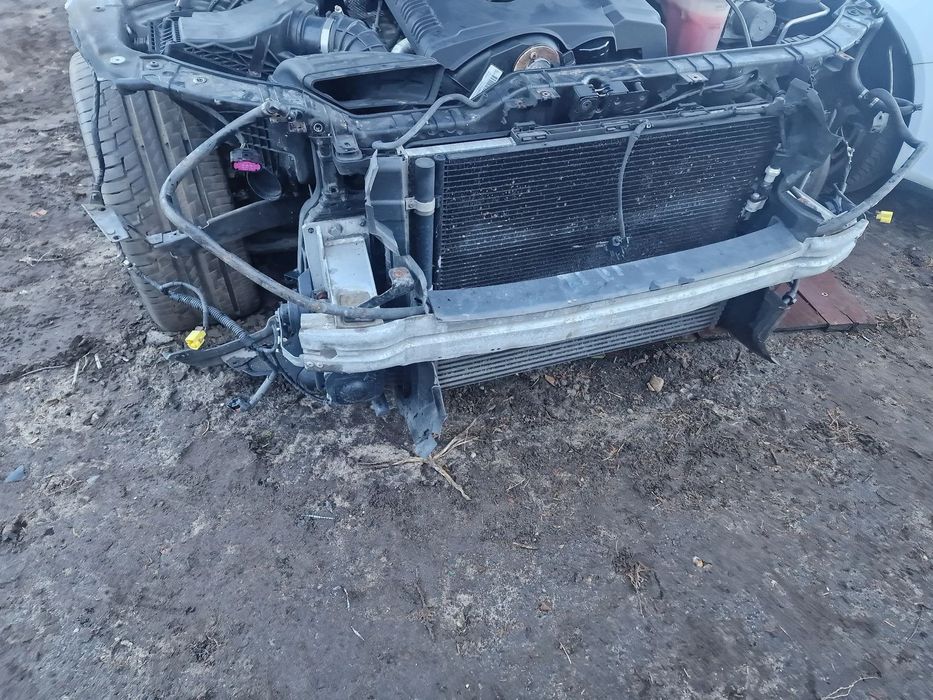 Wzmocnienie czolowe kompletne  audi a4 b8