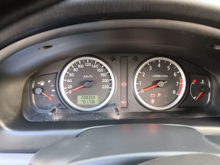 Nissan Almera 1.5i GPL