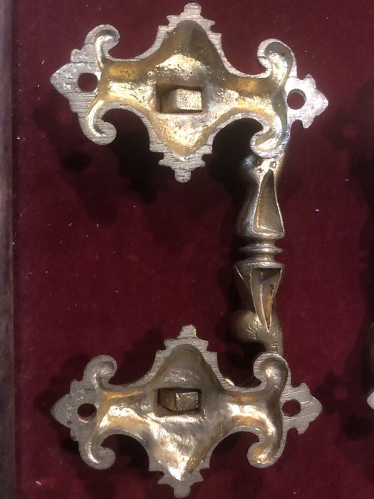 Par de puxadores em bronze
