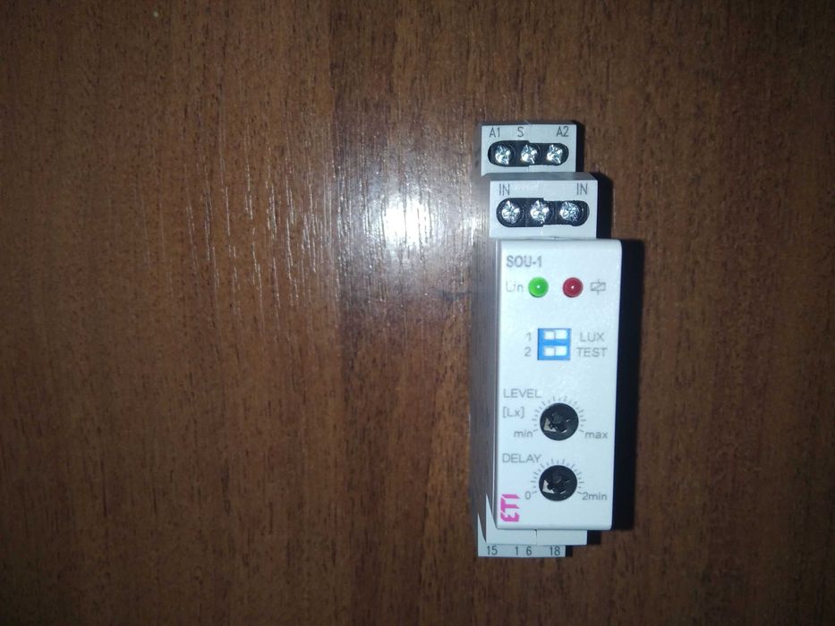 Сумеричное реле с датчиком SOU-1. Виробник Словенія.