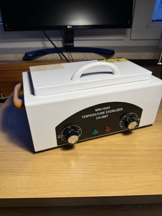 Sterylizator gorącym powietrzem CH-360T 220'C