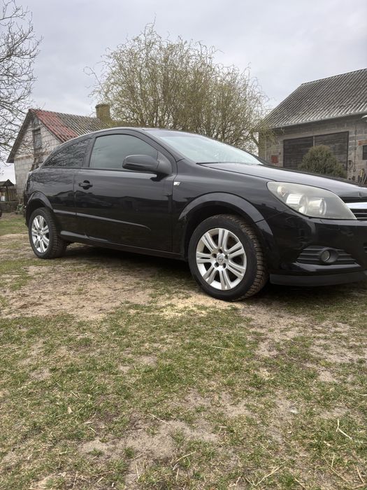 Opel astra h gtc