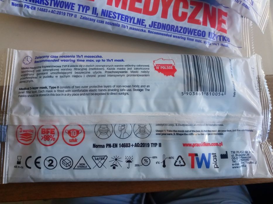 Maski medyczne trzywarstwowe